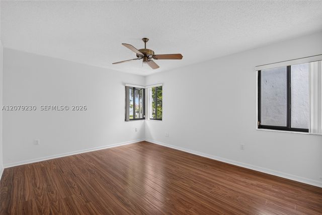 6328 SW 127th Pl, Miami, FL 33183