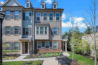 2 Ambrosia Ct, Livingston Twp., NJ 07039