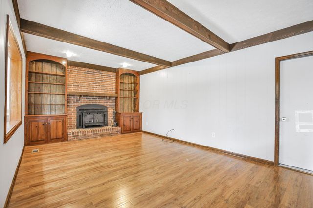 7898 Sarahurst Drive, Dublin, OH 43016