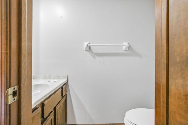 7898 Sarahurst Drive, Dublin, OH 43016