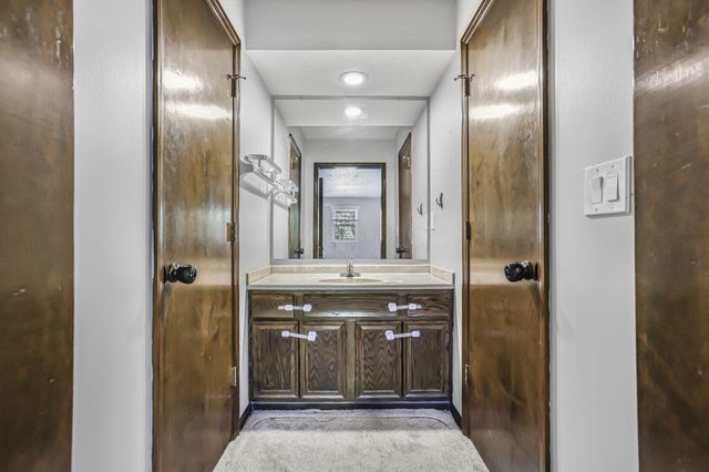 7898 Sarahurst Drive, Dublin, OH 43016