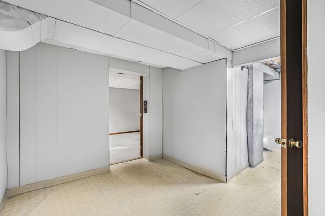 7898 Sarahurst Drive, Dublin, OH 43016