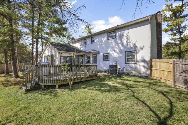 7898 Sarahurst Drive, Dublin, OH 43016