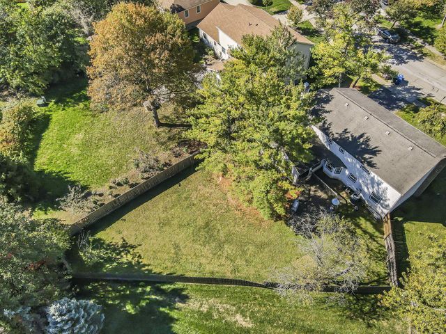 7898 Sarahurst Drive, Dublin, OH 43016