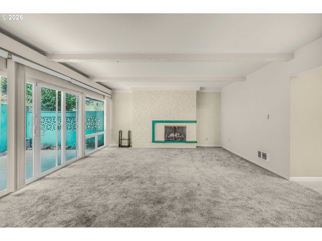 4460 Sw SCHOLLS FERRY Rd 3, Portland, OR 97225