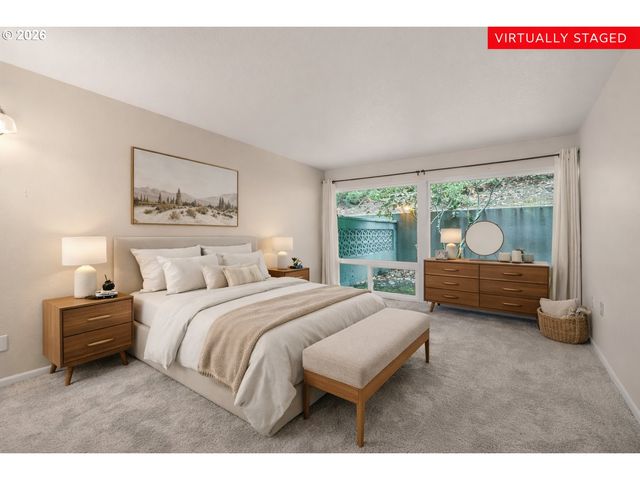 4460 Sw SCHOLLS FERRY Rd 3, Portland, OR 97225