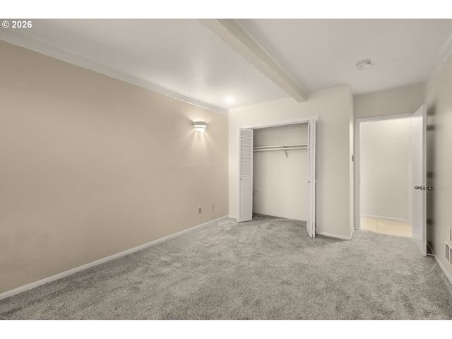 4460 Sw SCHOLLS FERRY Rd 3, Portland, OR 97225