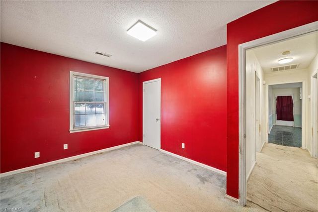 9241 Sahabi Road, Kernersville, NC 27284