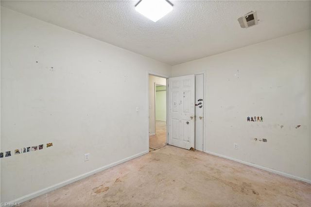 9241 Sahabi Road, Kernersville, NC 27284