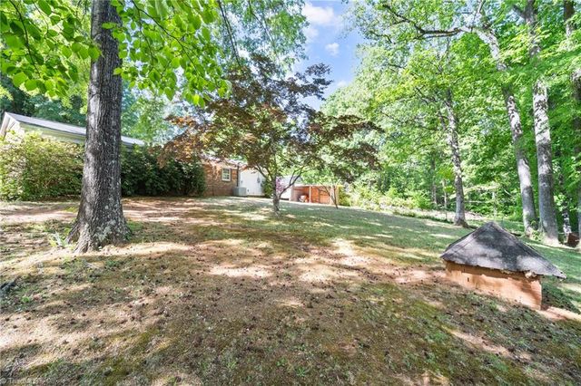 9241 Sahabi Road, Kernersville, NC 27284