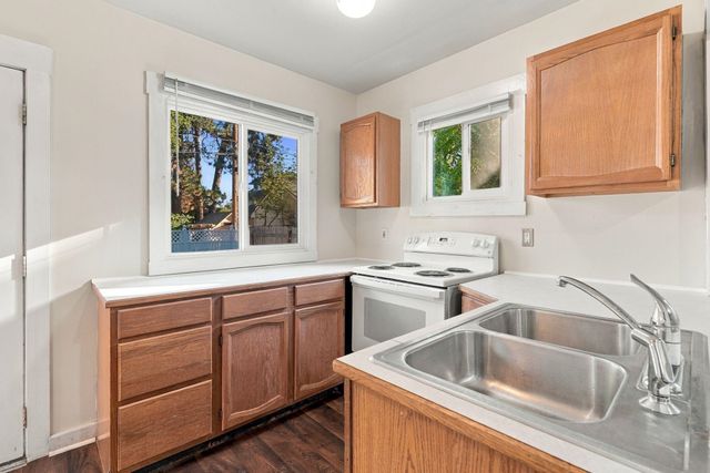 1212 W 14th Ave, Spokane, WA 99204