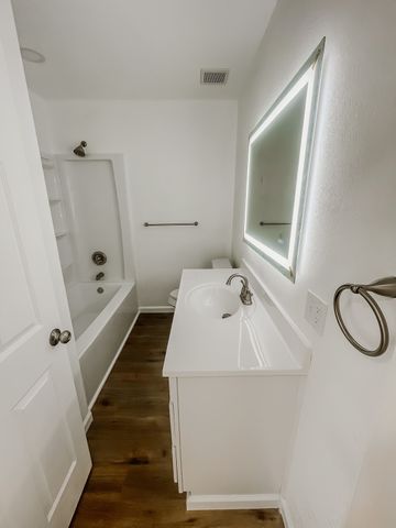 2306 Austin Avenue, Brownwood, TX 76801