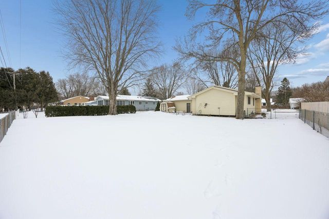 1011 Hazel Street, River Falls, WI 54022