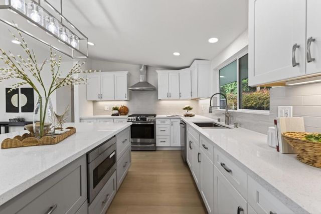 236 Lassen Avenue, Mountain View, CA 94043