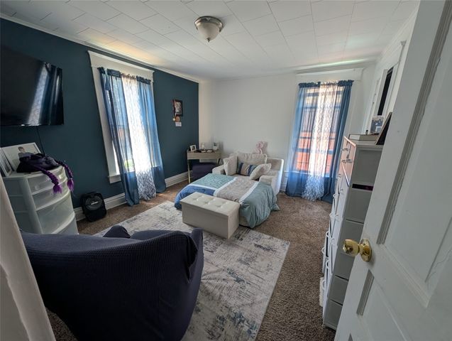 828 W 17TH Street, Erie, PA 16502