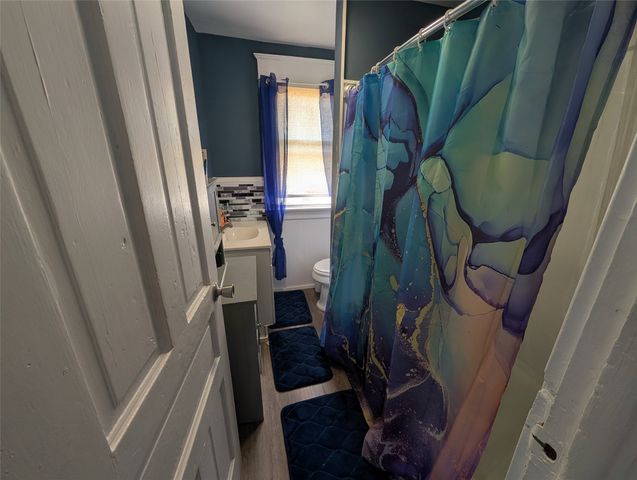 828 W 17TH Street, Erie, PA 16502