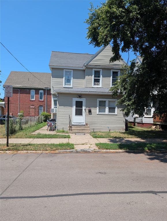 828 W 17TH Street, Erie, PA 16502