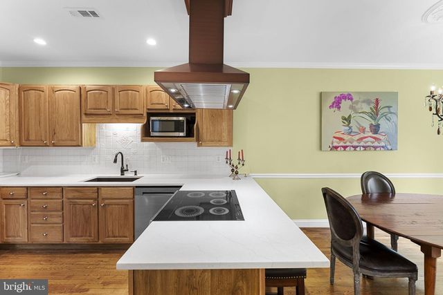 12 ORANGE DR, Middleburg, VA 20117