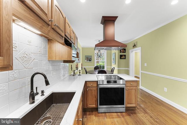 12 ORANGE DR, Middleburg, VA 20117