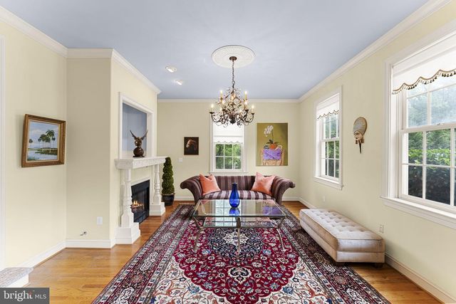 12 ORANGE DR, Middleburg, VA 20117