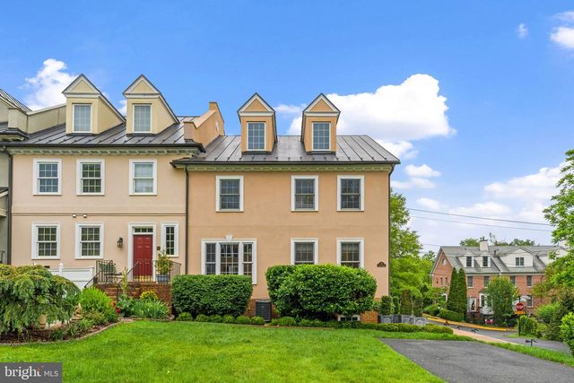 12 ORANGE DR, Middleburg, VA 20117