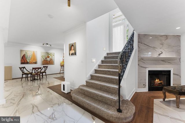 12 ORANGE DR, Middleburg, VA 20117