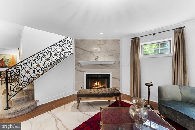12 ORANGE DR, Middleburg, VA 20117