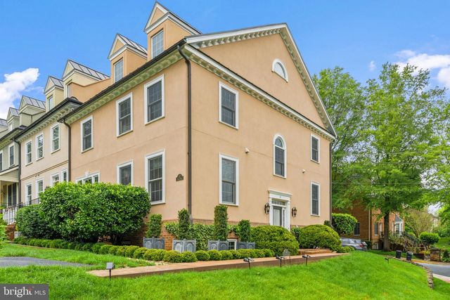 12 ORANGE DR, Middleburg, VA 20117