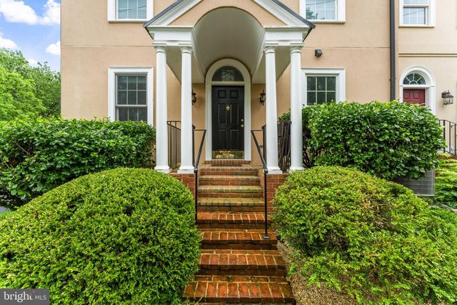12 ORANGE DR, Middleburg, VA 20117