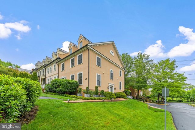 12 ORANGE DR, Middleburg, VA 20117