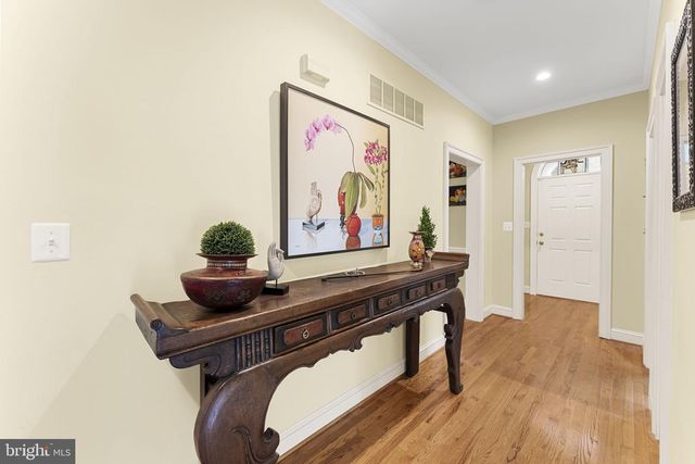 12 ORANGE DR, Middleburg, VA 20117