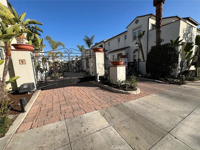 1752 Grand Avenue 2, Long Beach, CA 90804