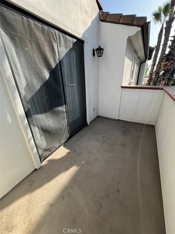 1752 Grand Avenue 2, Long Beach, CA 90804