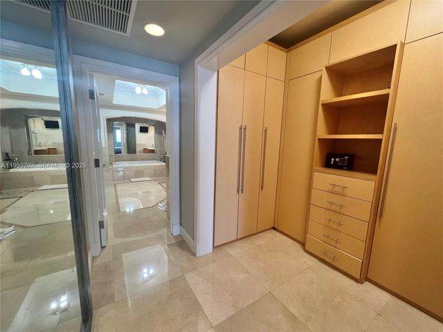 17875 Collins Avenue 4305, Sunny Isles Beach, FL 33160