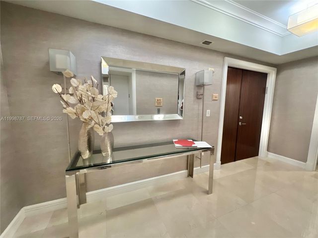 17875 Collins Avenue 4305, Sunny Isles Beach, FL 33160