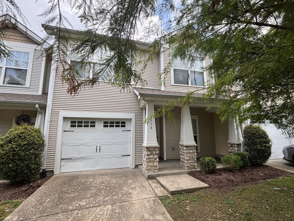 1516 Lincoya Bay Dr, Nashville, TN 37214