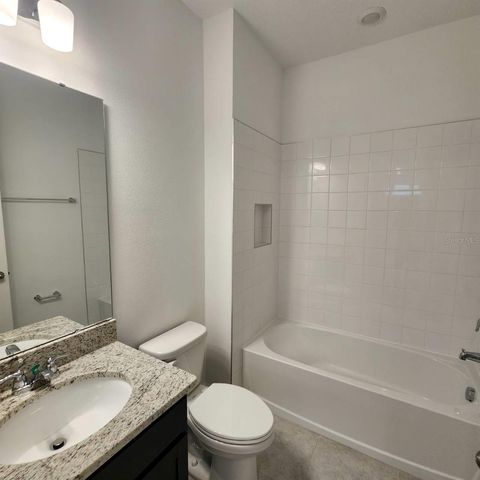 19050 BLUELEAF STREET, Orlando, FL 32827
