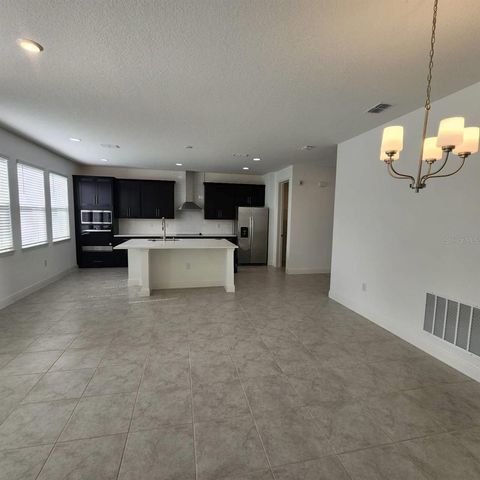 19050 BLUELEAF STREET, Orlando, FL 32827