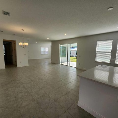 19050 BLUELEAF STREET, Orlando, FL 32827
