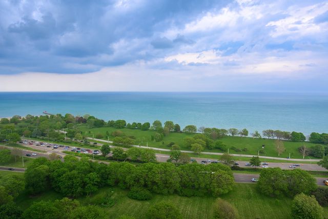 5445 N Sheridan Road 2708, Chicago, IL 60640