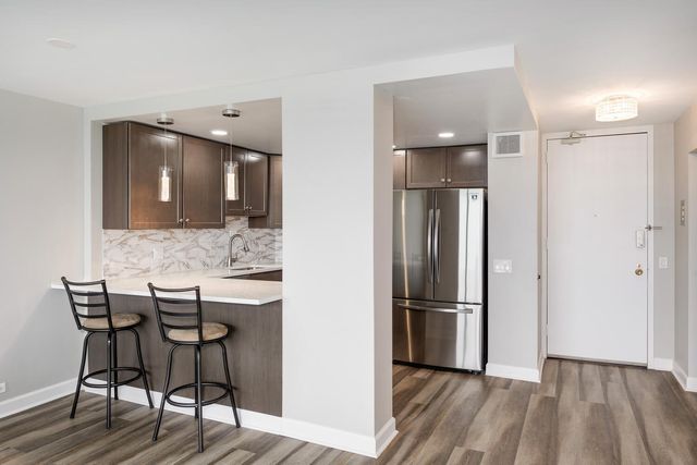 5445 N Sheridan Road 2708, Chicago, IL 60640