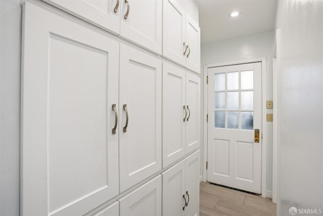 2001 Sacramento Street 9, San Francisco, CA 94109