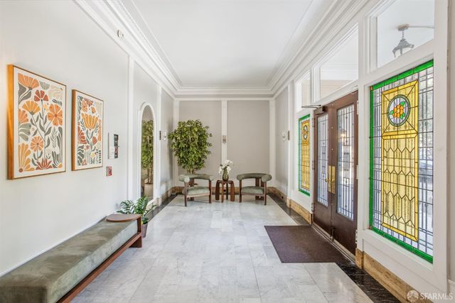 2001 Sacramento Street 9, San Francisco, CA 94109