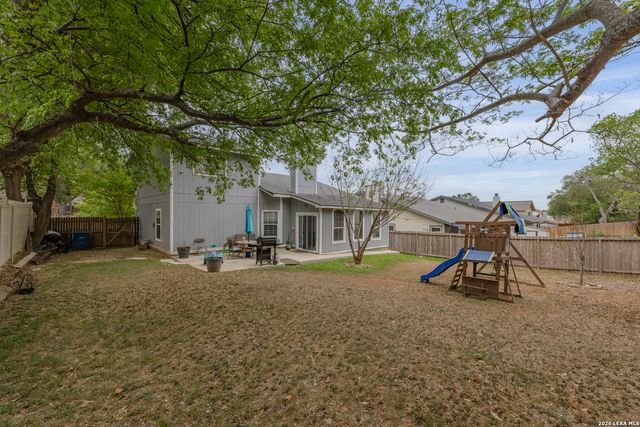 5335 Mountain Vista Dr, San Antonio, TX 78247