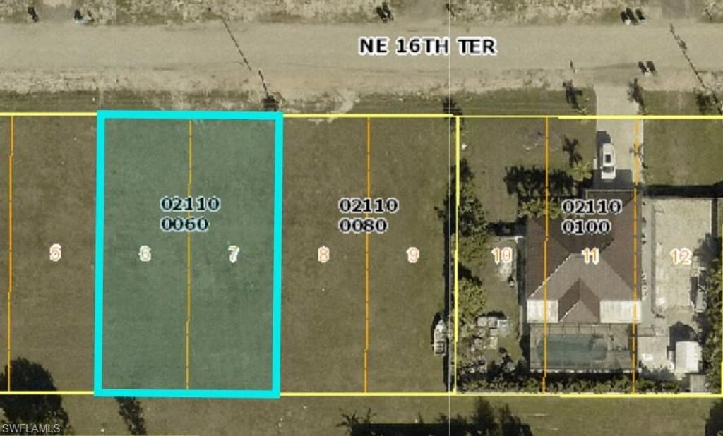 828 NE 16th TER, Cape Coral, FL 33909