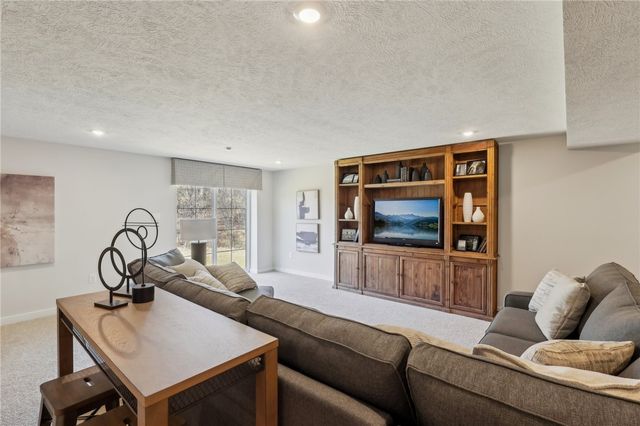 430 Barons Court, Peters Twp, PA 15367