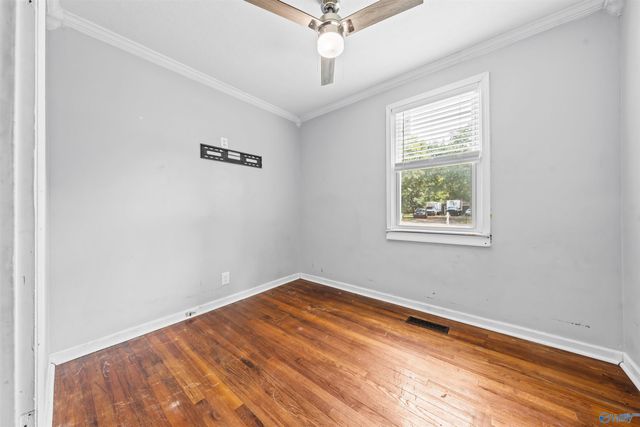 805 W Arbor Drive NW, Huntsville, AL 35811