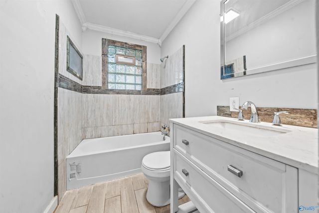 805 W Arbor Drive NW, Huntsville, AL 35811