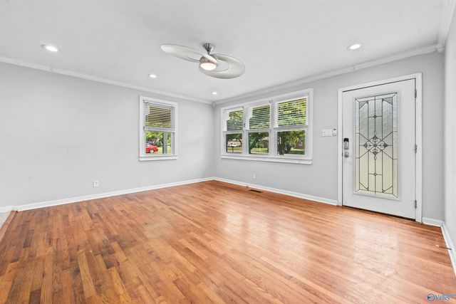 805 W Arbor Drive NW, Huntsville, AL 35811