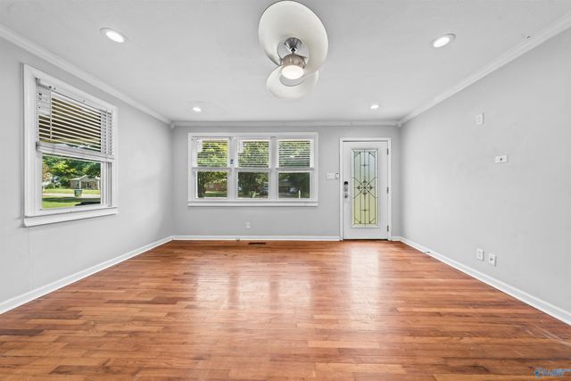 805 W Arbor Drive NW, Huntsville, AL 35811